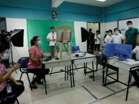 DepEd only following orders to require on-site duty for teachers