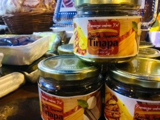 Northwest Leyte showcases local flavor in month-long bazaar