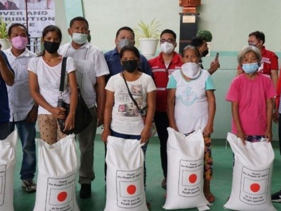 17 ‘Odette’-hit LGUs in Cebu, Bohol get rice from Japan gov't