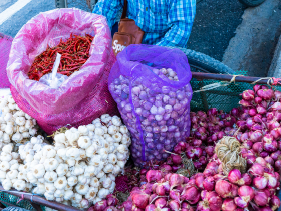 Hunt on for hoarders of onion, garlic