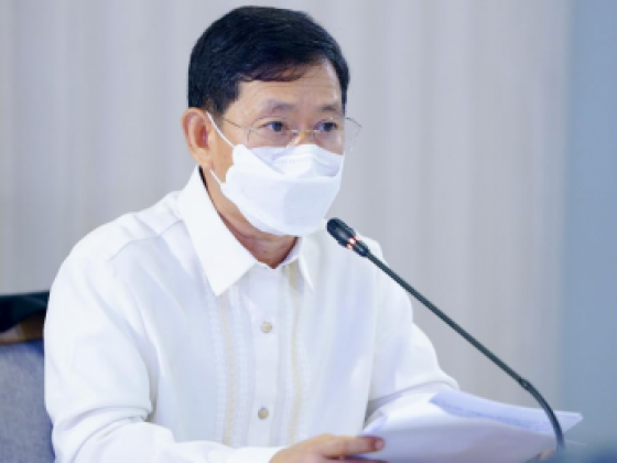 DILG chief downplays critics: ‘We just keep on working’